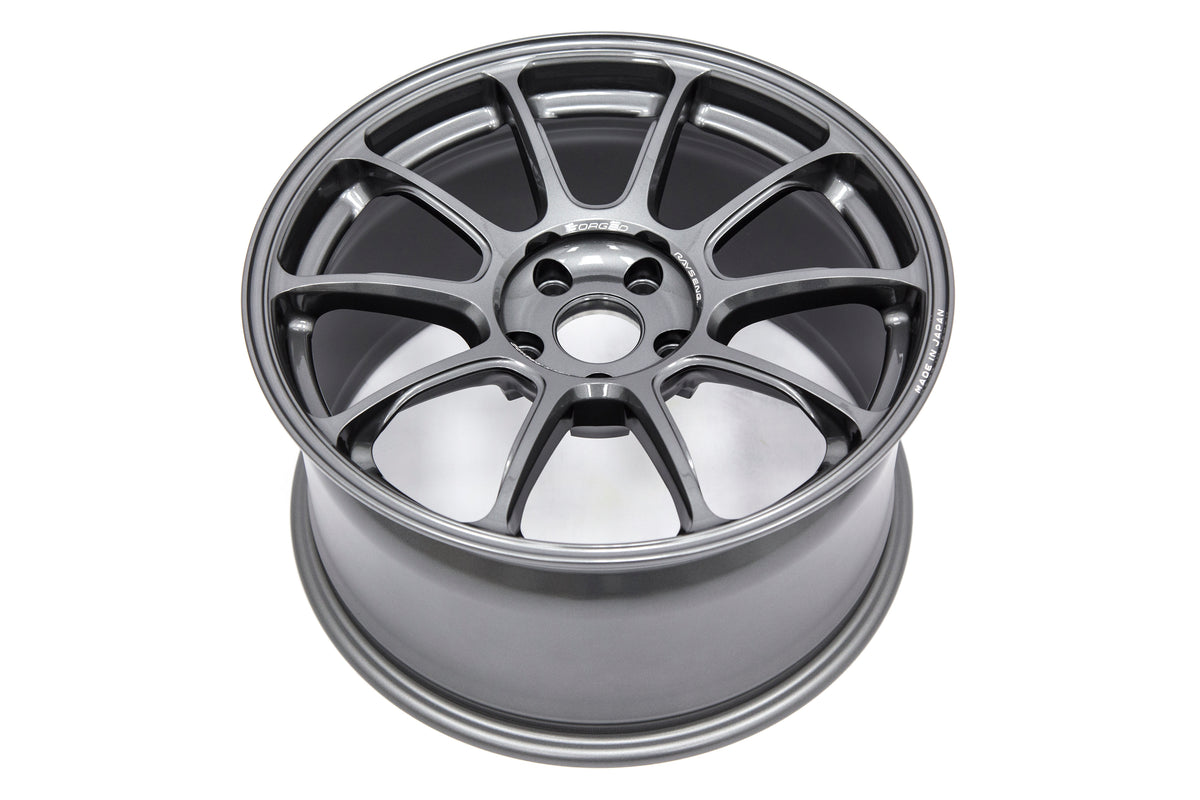 VLKWKZX38EG Volk ZE40 Gunmetal 18x9.5 +38 - 2015+ WRX / 2015+ STIx4,