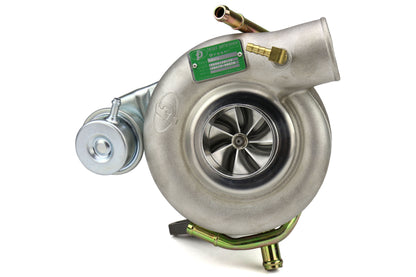 FPT2025090 Forced Performance FP GREEN Turbocharger Subaru STI 60mm 8cm IWG w/ Oil Feed Line - 2002-2007 Subaru WRX / 2004+ Subaru STI,